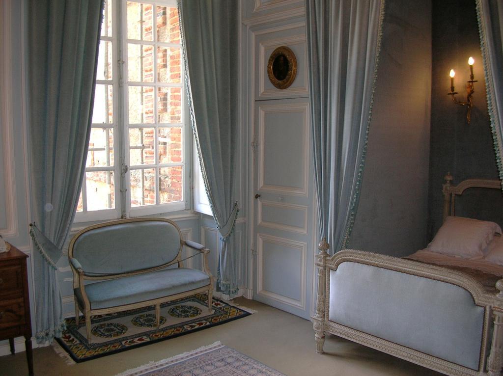 לינה וארוחת בוקר Igoville Chateau De Fleury La Foret מראה חיצוני תמונה