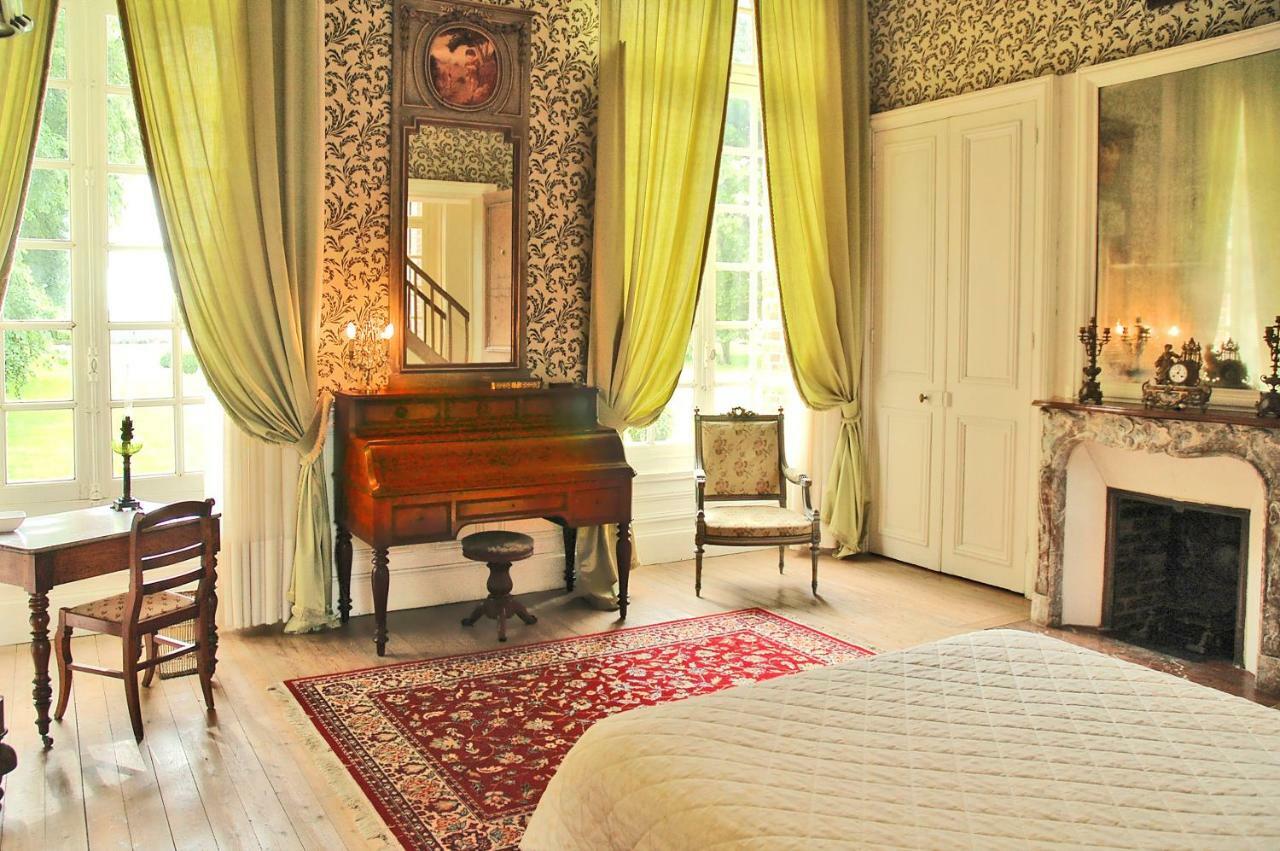 לינה וארוחת בוקר Igoville Chateau De Fleury La Foret מראה חיצוני תמונה